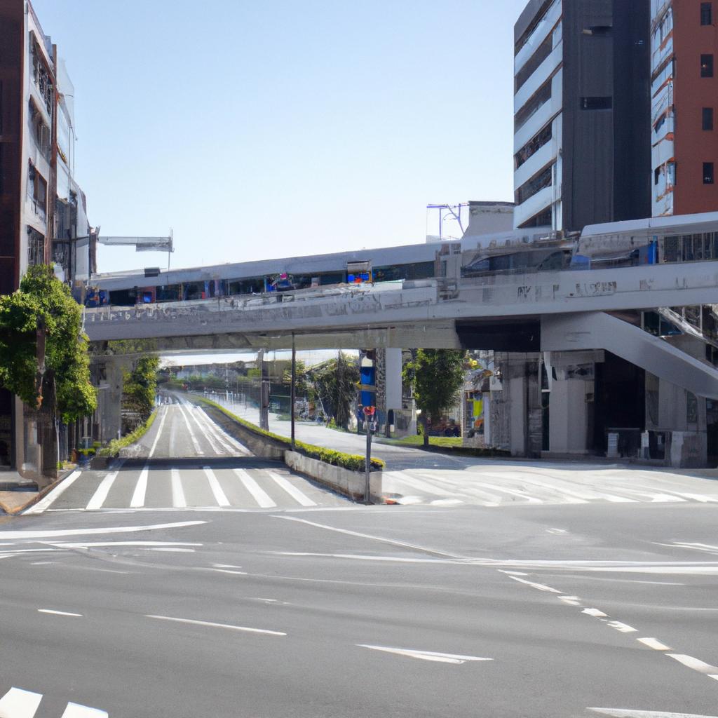 2. 西阿知駅のアクセスの良さ